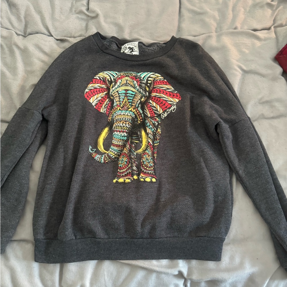 Elephant crew neck